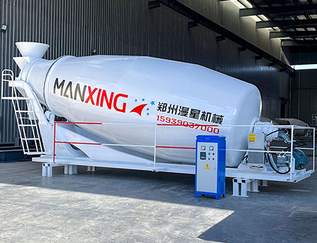 電機攪拌罐攪拌車上裝